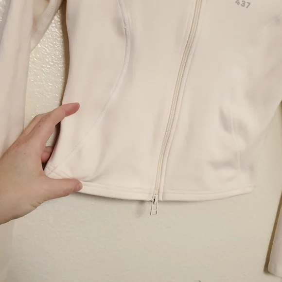 437 The Curve Jacket Crop Full Zip In Craam Sz XS - Picture 6 of 12